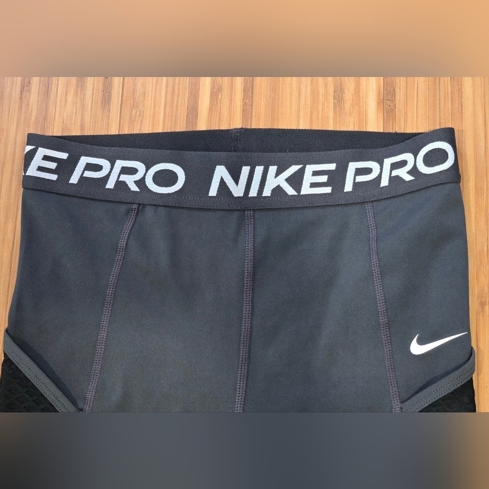 NWOT Nike Pro Dark Gray Leggings - Picture 8 of 10
